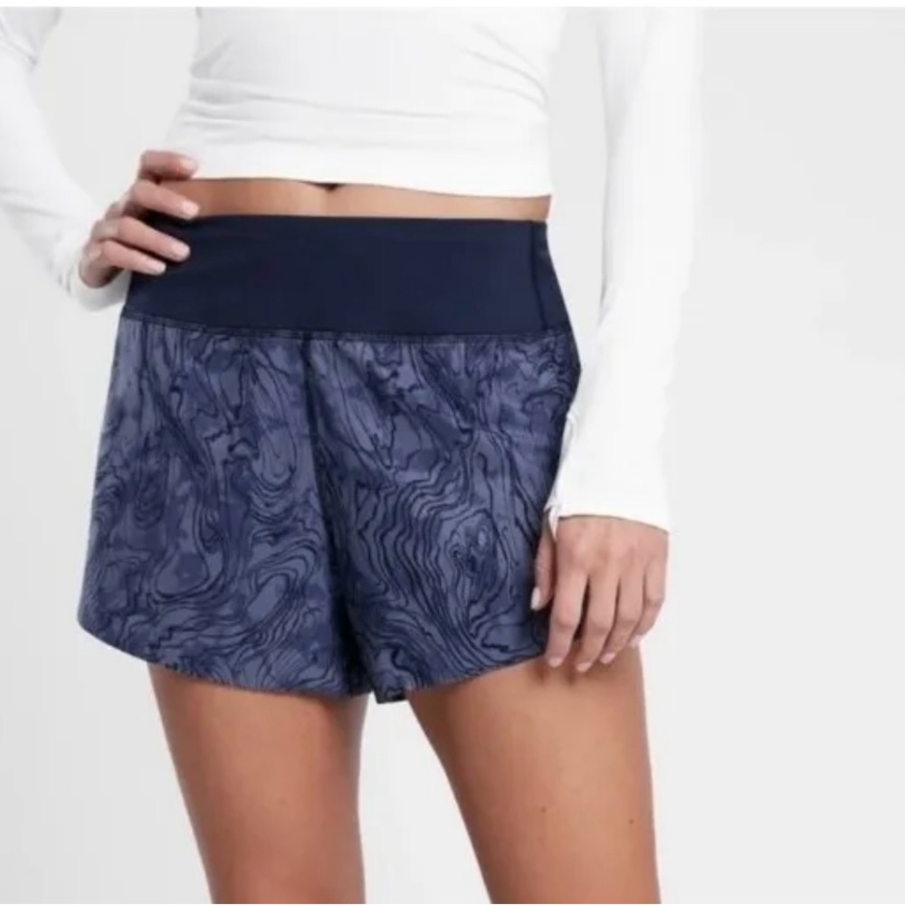Athleta Shorts Printed Run With It 3.5" Size Large dark Blue great for run, more - Picture 1 of 6